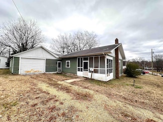 162 S 10th Ave, Piggott, AR 72454
