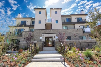 330 Salem St Unit 201, Glendale, CA 91203