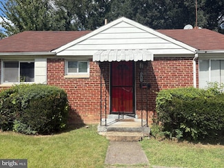 2102 Woodberry St, Hyattsville, MD 20782