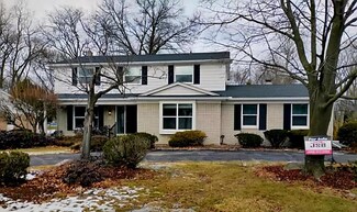 28724 Still Valley Dr, Farmington Hills, MI 48334