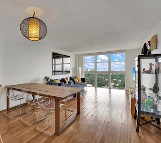 1228 West Ave Unit 1510, Miami Beach, FL 33139