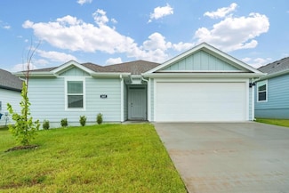 307 NW Granny Smith St, Gentry, AR 72734