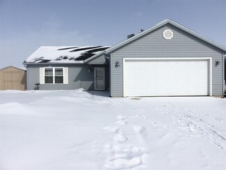 627 W Liberty St, Butler, IN 46721