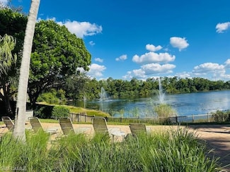 1190 Reserve Way Unit 302, Naples, FL 34105