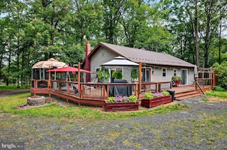 2066 Reading Turnpike, Elysburg, PA 17824