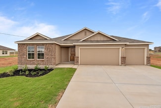113 Reno Trail, Floresville, TX 78114