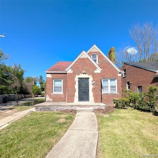 9131 Wayburn St, Detroit, MI 48224
