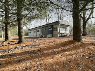 4979 21 Mile Rd, Marion, MI 49665