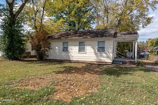 709 Houston Ave, Maryville, TN 37804