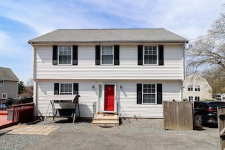2 Farm Ave, Peabody, MA 01960