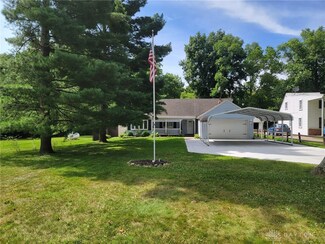 48 Dorchester Dr, Dayton, OH 45415