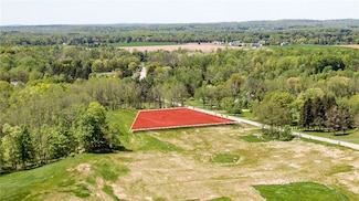 1086 Strong Rd, Victor, NY 14564