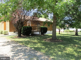 11170 Crest Ln, Bealeton, VA 22712