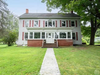 770 River Rd, Schodack Landing, NY 12156