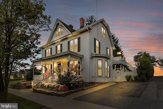 35 E Main St, Middletown, MD 21769