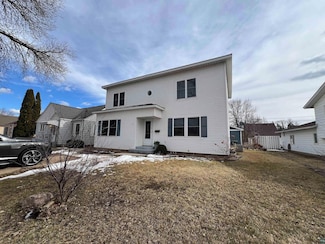 1106 Michigan St, Hibbing, MN 55746