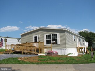 200 W Burkholder Dr Unit 13, Lititz, PA 17543