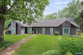 3414 Stillwood Dr SW, Decatur, AL 35603
