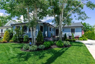 33 Harbor Ln, Somers Point, NJ 08244