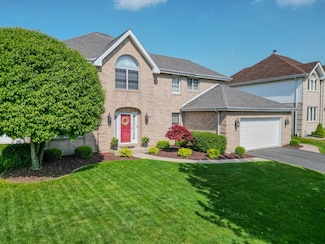 18132 Crystal Ln, Lansing, IL 60438