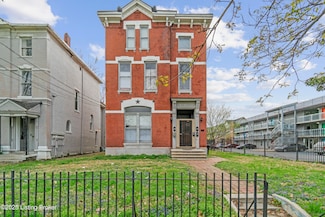 930 S 1st St, Louisville, KY 40203