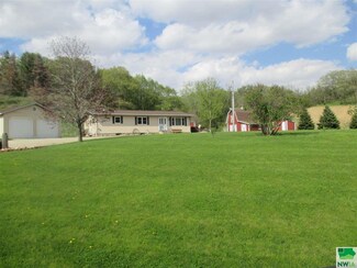 3565 Deer Run Trail, Oto, IA 51044