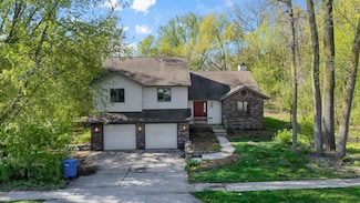 6413 Maywood Ave, Middleton, WI 53562