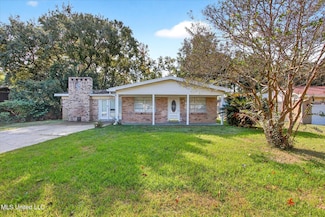 2129 Floyd Dr, Biloxi, MS 39531