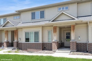 267 Kenneth Dr, Iowa City, IA 52245