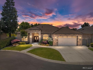 9005 Via Lugano, Bakersfield, CA 93312