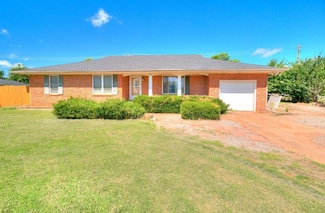 721 N Harrison Ave, Blanchard, OK 73010