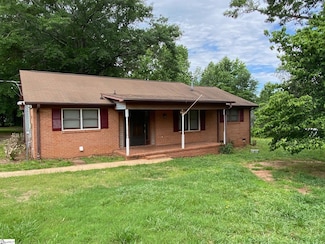 493 Tanyard Rd, Greenville, SC 29609