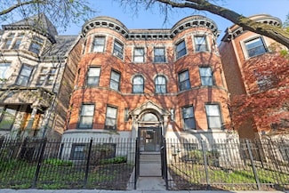 5020 S Blackstone Ave Unit 203, Chicago, IL 60615