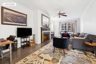 333 E 41st St Unit 4E, New York, NY 10017