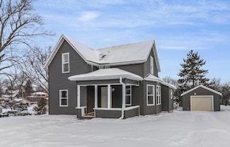 1050 Sturtevant St, Red Wing, MN 55066