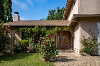 689 Rio Vista Dr, Napa, CA 94558