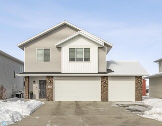 1010 Eaglewood Ave, West Fargo, ND 58078