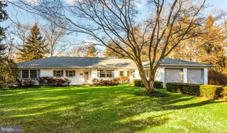 18 Chestnut Dr, Woodstown, NJ 08098