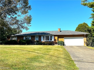 1605 Jackson St, Zanesville, OH 43701