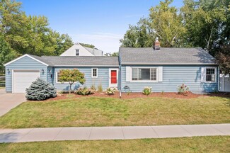 1003 10th St NE, Rochester, MN 55906
