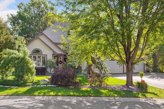 2266 Whispering Trail, Saint Paul, MN 55122