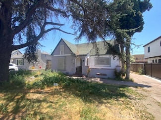 2640 Grand Ave, Huntington Park, CA 90255