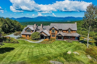 675 Putnam Forest Rd, Stowe, VT 05672