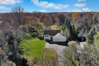 2196 Upper 45th St E, Inver Grove Heights, MN 55077