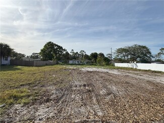 19 Illinois Rd, Lehigh Acres, FL 33936