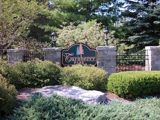 5936 Turnberry Ct, South Lyon, MI 48178
