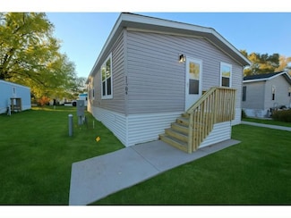 11204 5th St NE Unit 55, Blaine, MN 55434