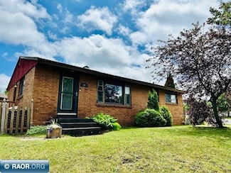 78 Vermillion Dr, Virginia, MN 55792