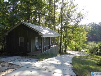 1014 Lake Robin Cir, Munford, AL 36268