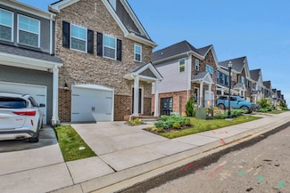5084 Dayflower Dr, Hermitage, TN 37076